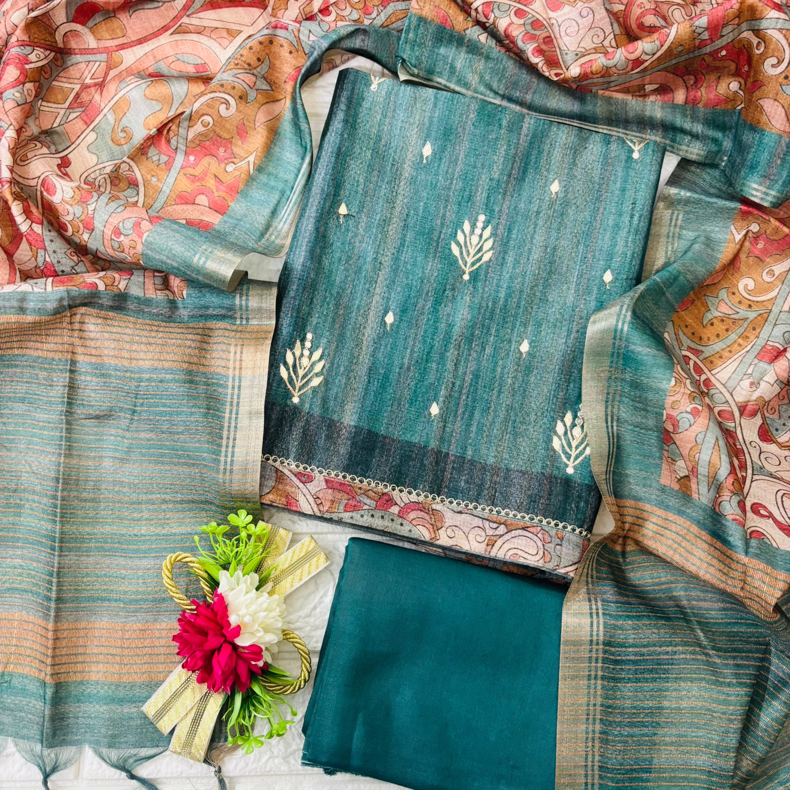 Elegant Maheshwari silk Suits with Artistic Dupattas - Image 2