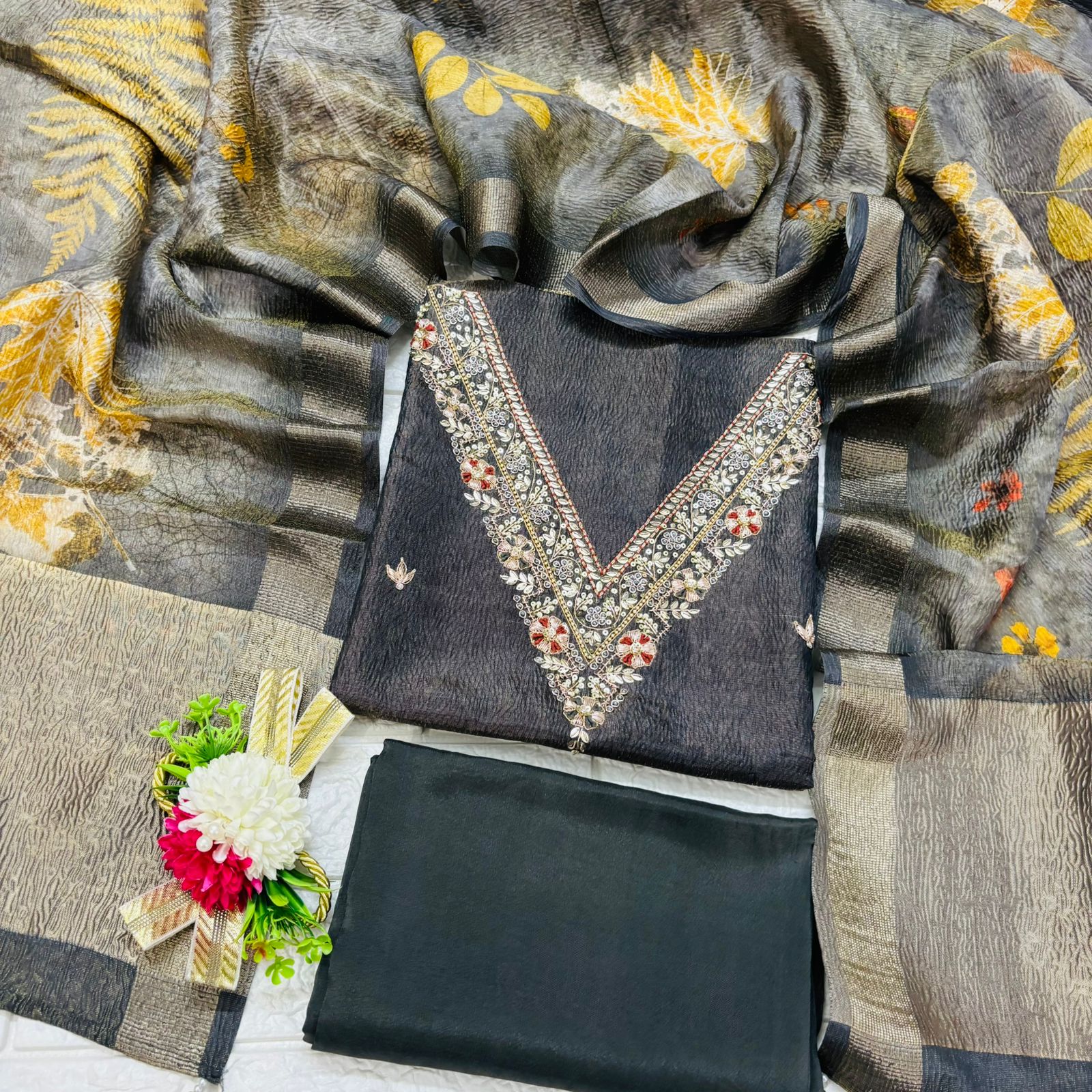 Elegant Embroidered neckline shimmer crush suit Set (Grey & Gold) - Image 3