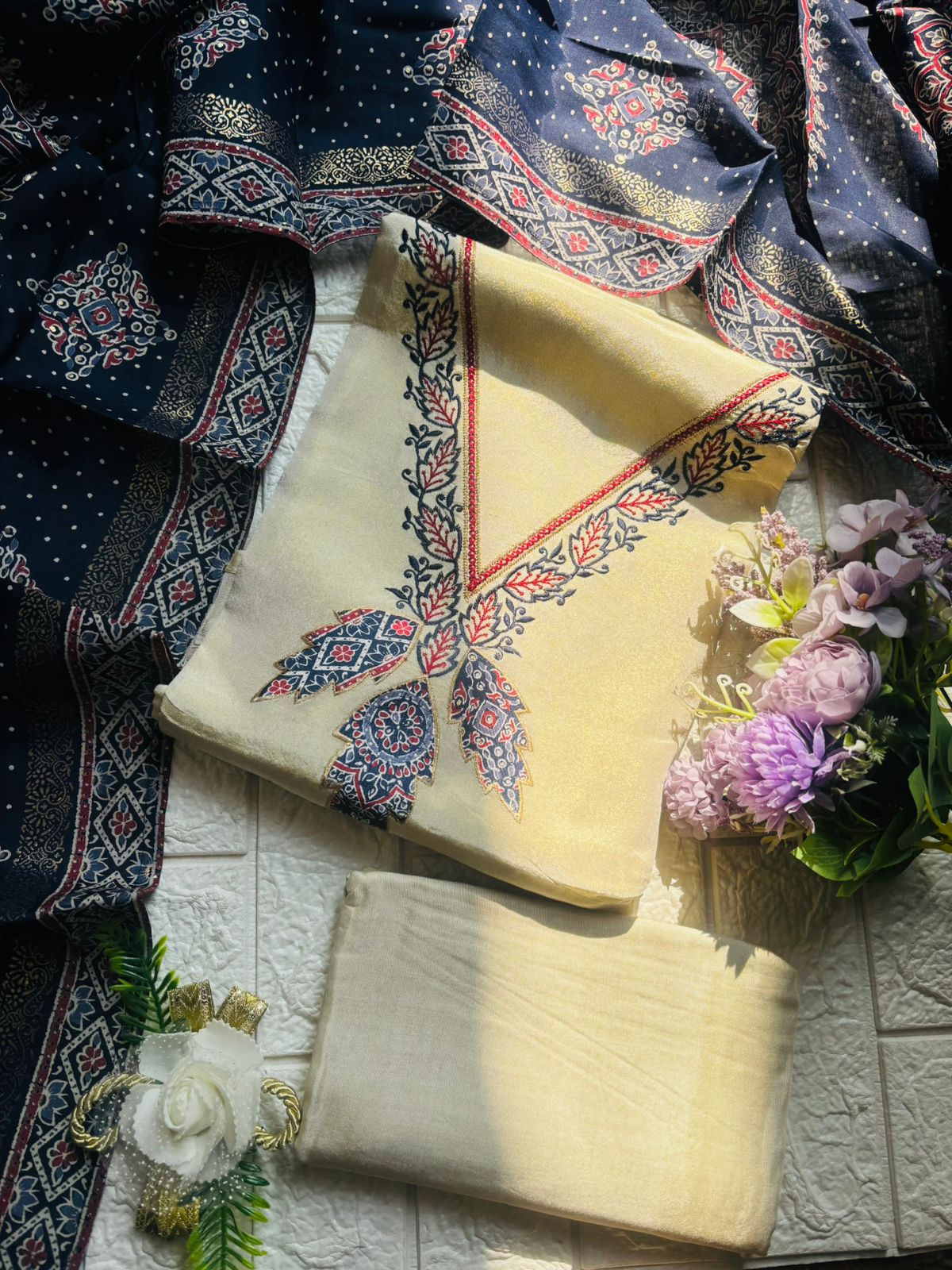 Elegant shimmer Embroidered Suit Set - Image 2