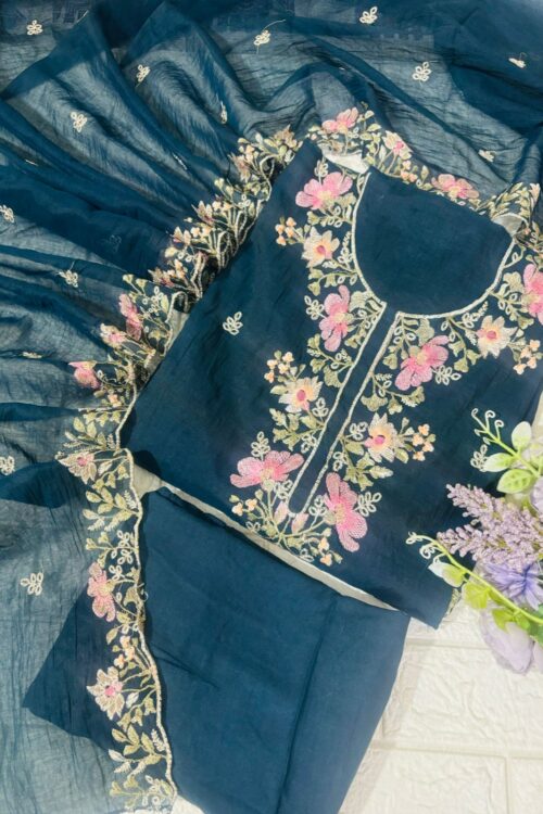 Mul chanderi embroidered suit set