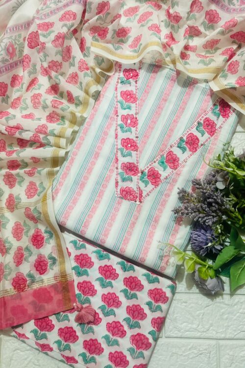 Gulsaaz handloom cotton suit fabric with beautiful neck